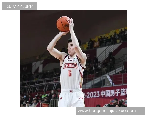 孙铭徽：从青涩新星到国家队核心的成长之路与篮球梦想