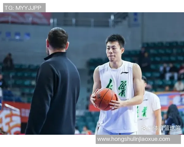 张镇麟在篮球赛场上的崛起与挑战解析，探索他的成长之路与未来潜力