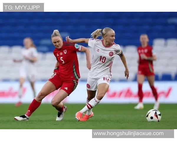 德国女足对决丹麦女足激战正酣精彩瞬间不容错过 德国女足对决丹麦女足激战正酣精彩瞬间不容错过